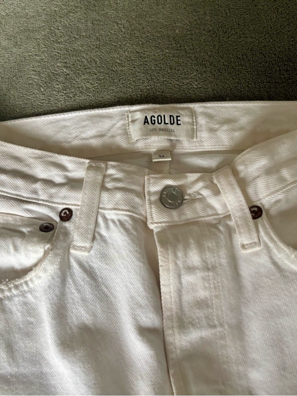 Agolde White Luna High-Rise Barrel Leg White Button-Fly Jeans - Picture 4 of 9